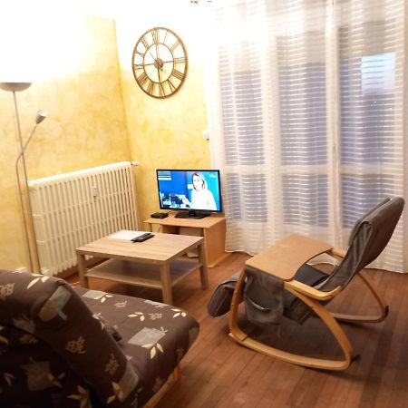 Bellejoie - Appartement T3- Poitiers Sud - Direct Futuroscope - Parking Et Wifi Gratuit Exterior foto